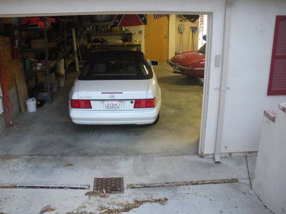 Garage, 3 car, at pool level